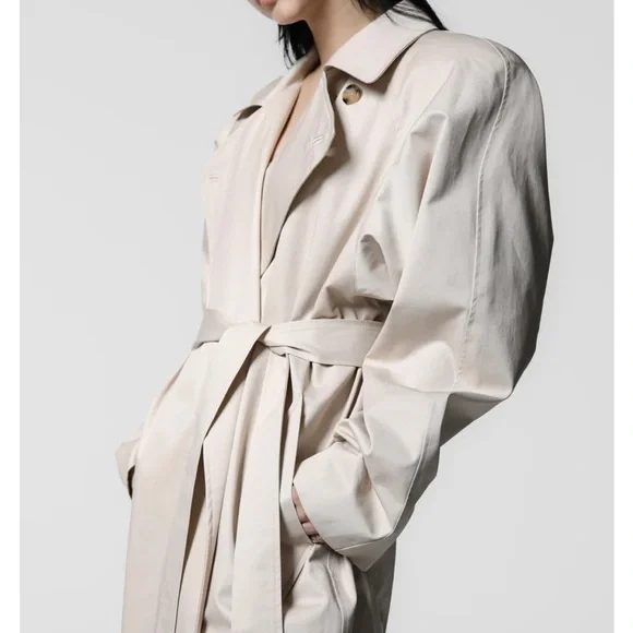 The Frankie Shop Marisol Box Shoulder Trench - Brand New With Tags (NWT) - Picture 4 of 9